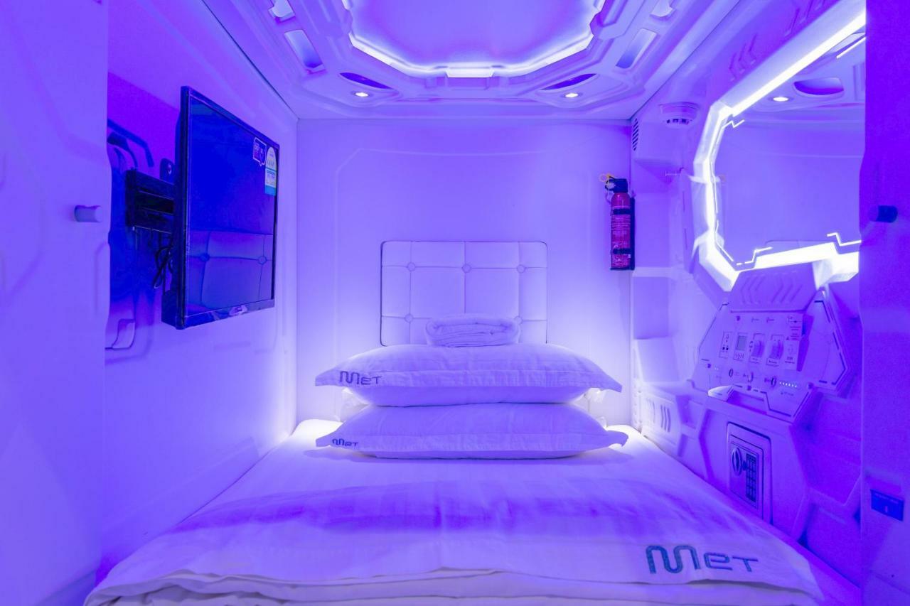 Met A Space Pod At Arab Street Σιγκαπούρη Εξωτερικό φωτογραφία