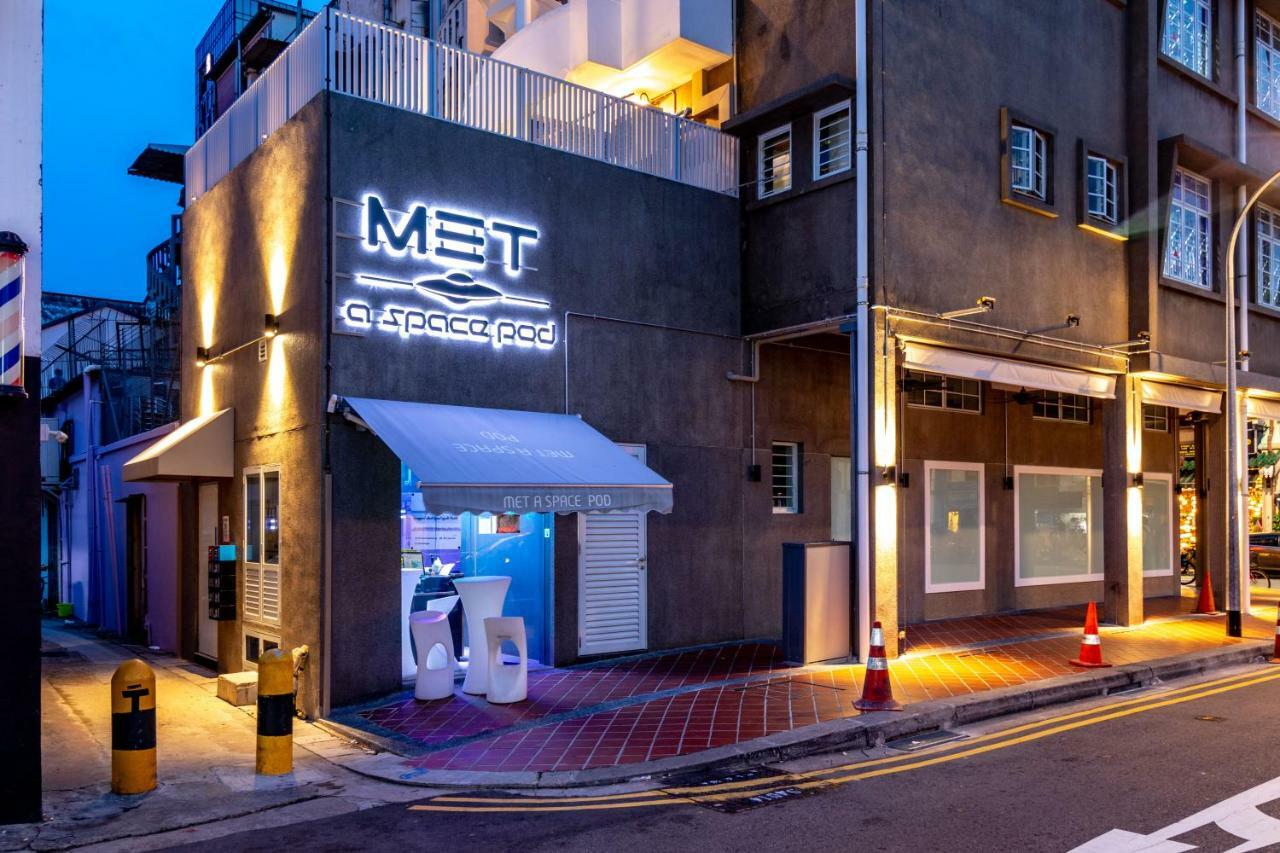 Met A Space Pod At Arab Street Σιγκαπούρη Εξωτερικό φωτογραφία