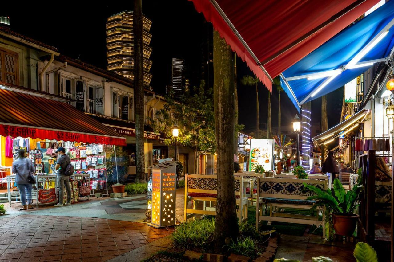 Met A Space Pod At Arab Street Σιγκαπούρη Εξωτερικό φωτογραφία
